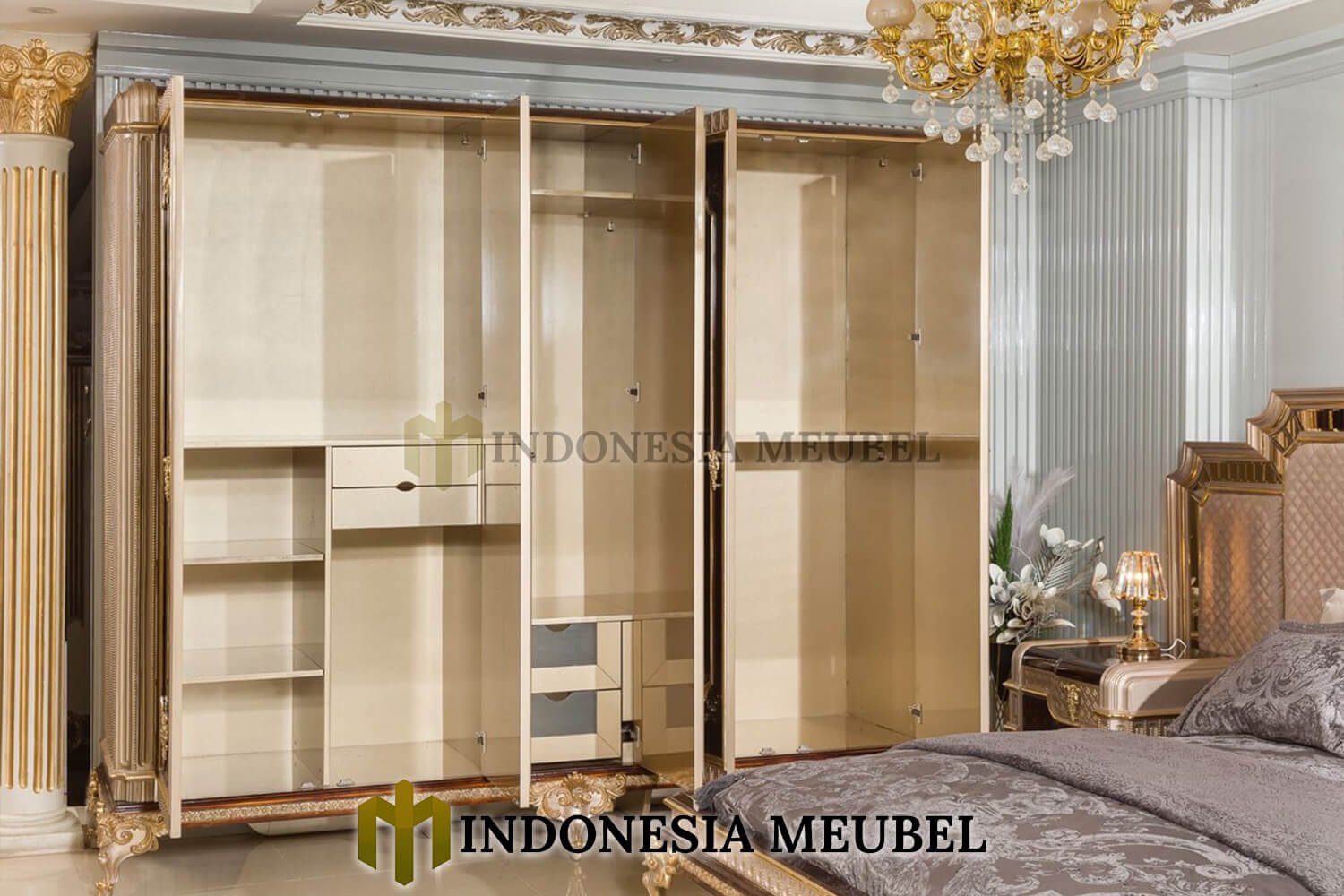 Lemari Baju Mewah Jepara Classic Carving Victorian Design IM-457 2 Lemari Baju Mewah Jepara Classic Carving Victorian Design IM-457.1
