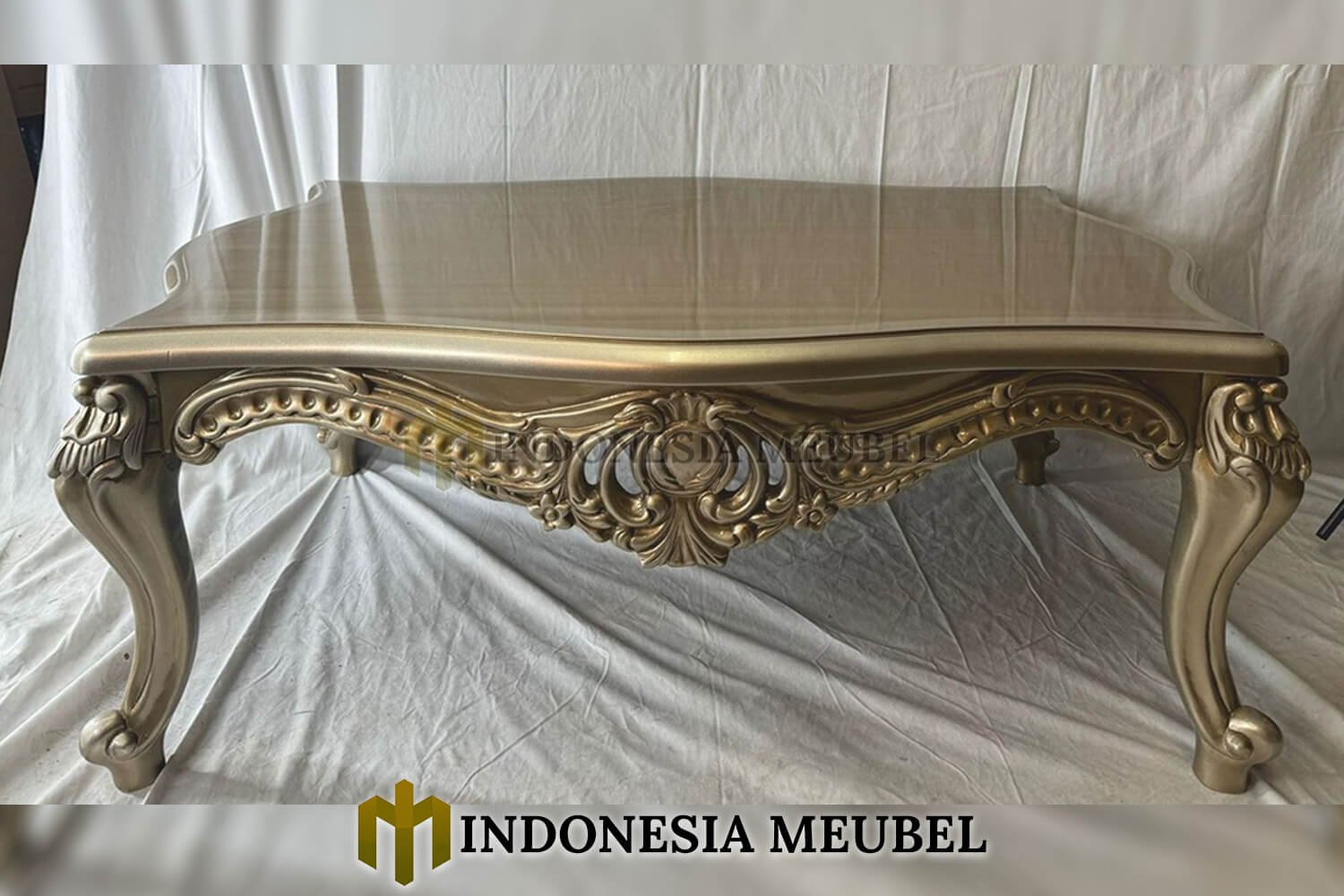 Meja Tamu Mewah Champagne Color Luxury Carving Palace Type IM-604 1 Meja Tamu Mewah Champagne Color Luxury Carving Palace Type IM-604