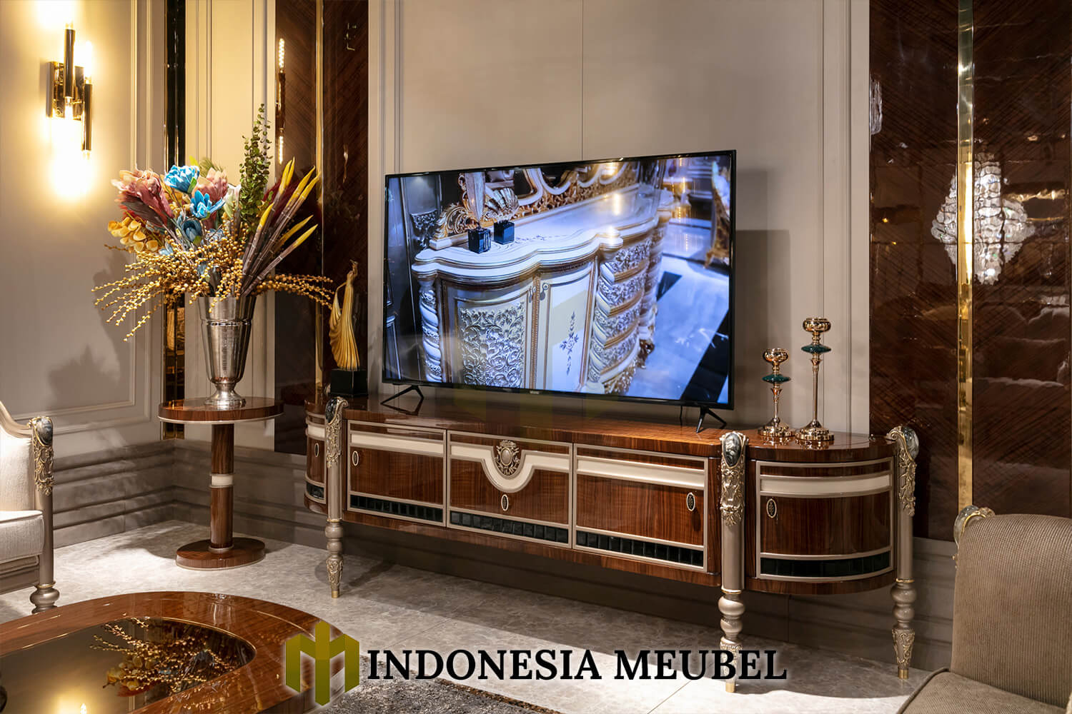 ufet TV Mewah Terbaru Natural Veeber Glossy Color IM-801