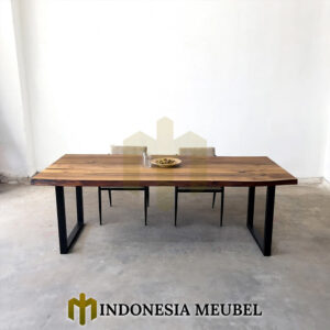 Meja Makan Kayu Trembesi Terbaru Industrial Design IM-1057