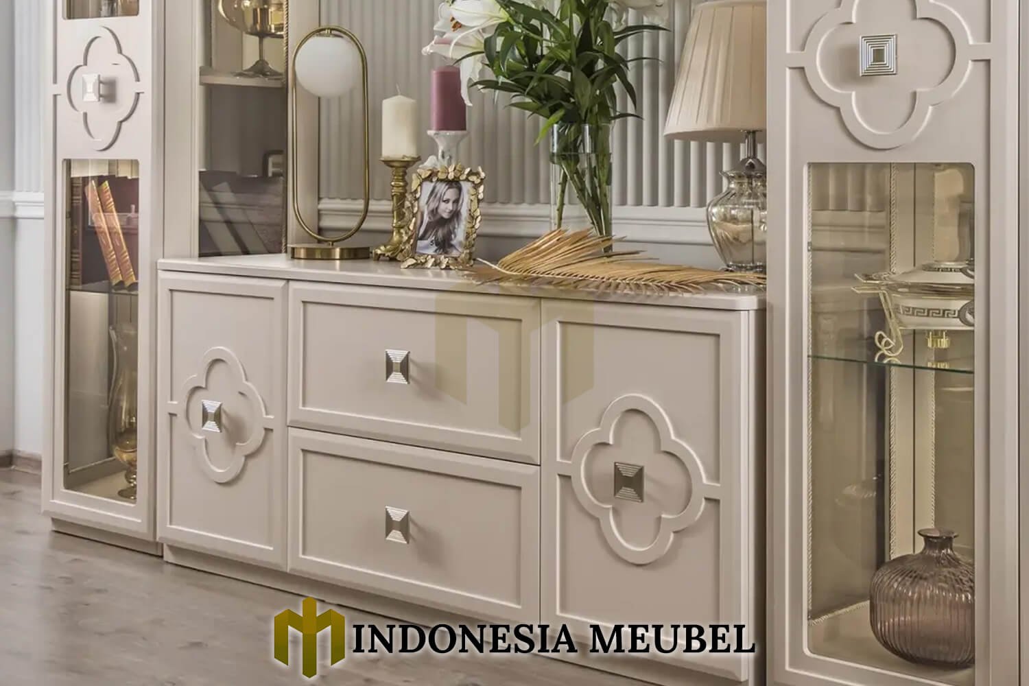 Bufet TV Minimalis Mewah White Ivory Elegant Duco Color IM-1312 3 Bufet TV Minimalis Mewah White Ivory Elegant Duco Color IM-1312.2
